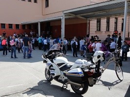Slika PU_VS/Akcije/Postujte nase znakove/sigurno u skolu/naslovna.JPG